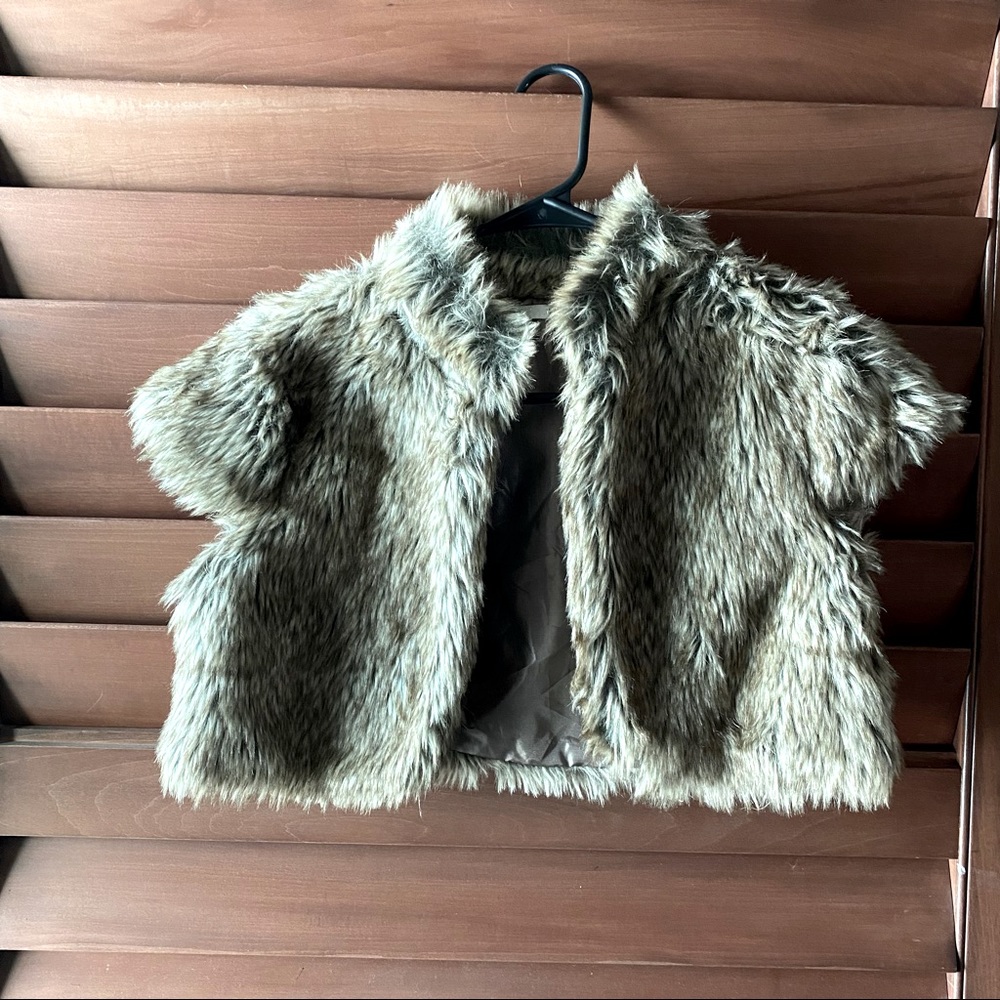 PAPAYA Faux Fur Shrug